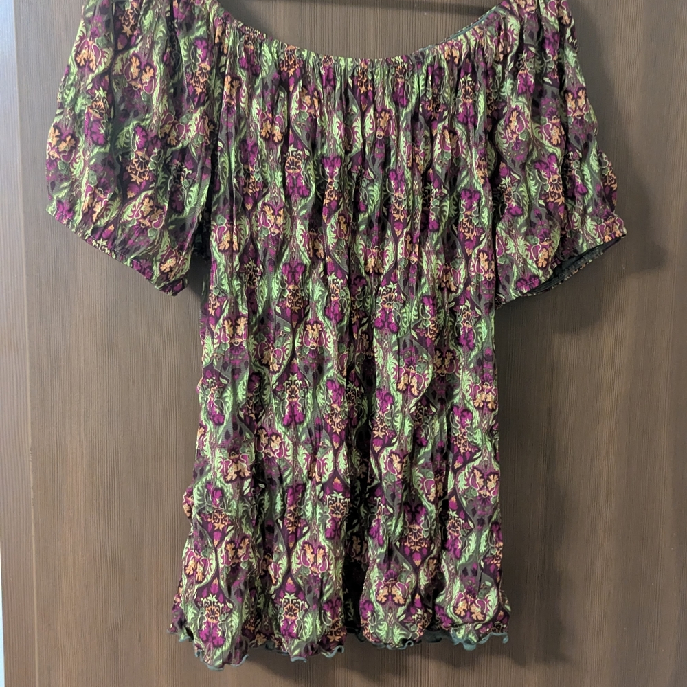 Women's Multicolor Patterned Top - Picture 4 of 4
